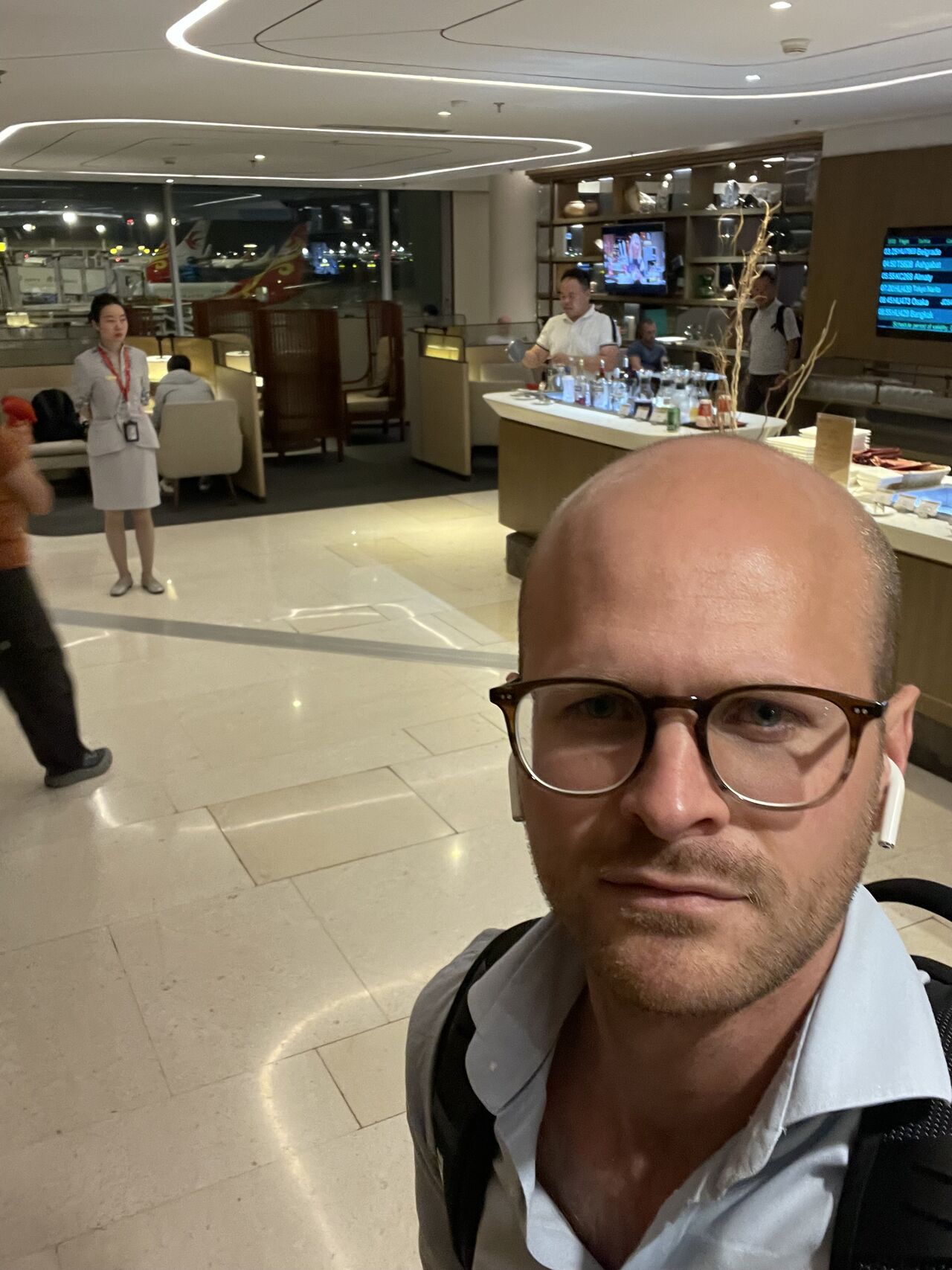 Selfie of me in Shanghai airport